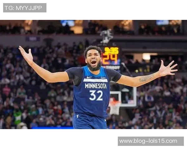 卡尔安东尼唐斯：从新星到全明星的篮球之路与挑战